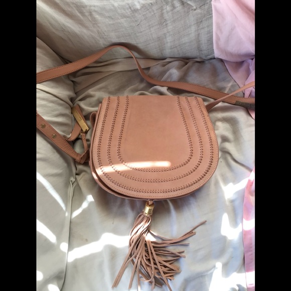 Vince Camuto Izzi Flap - Picture 5 of 8